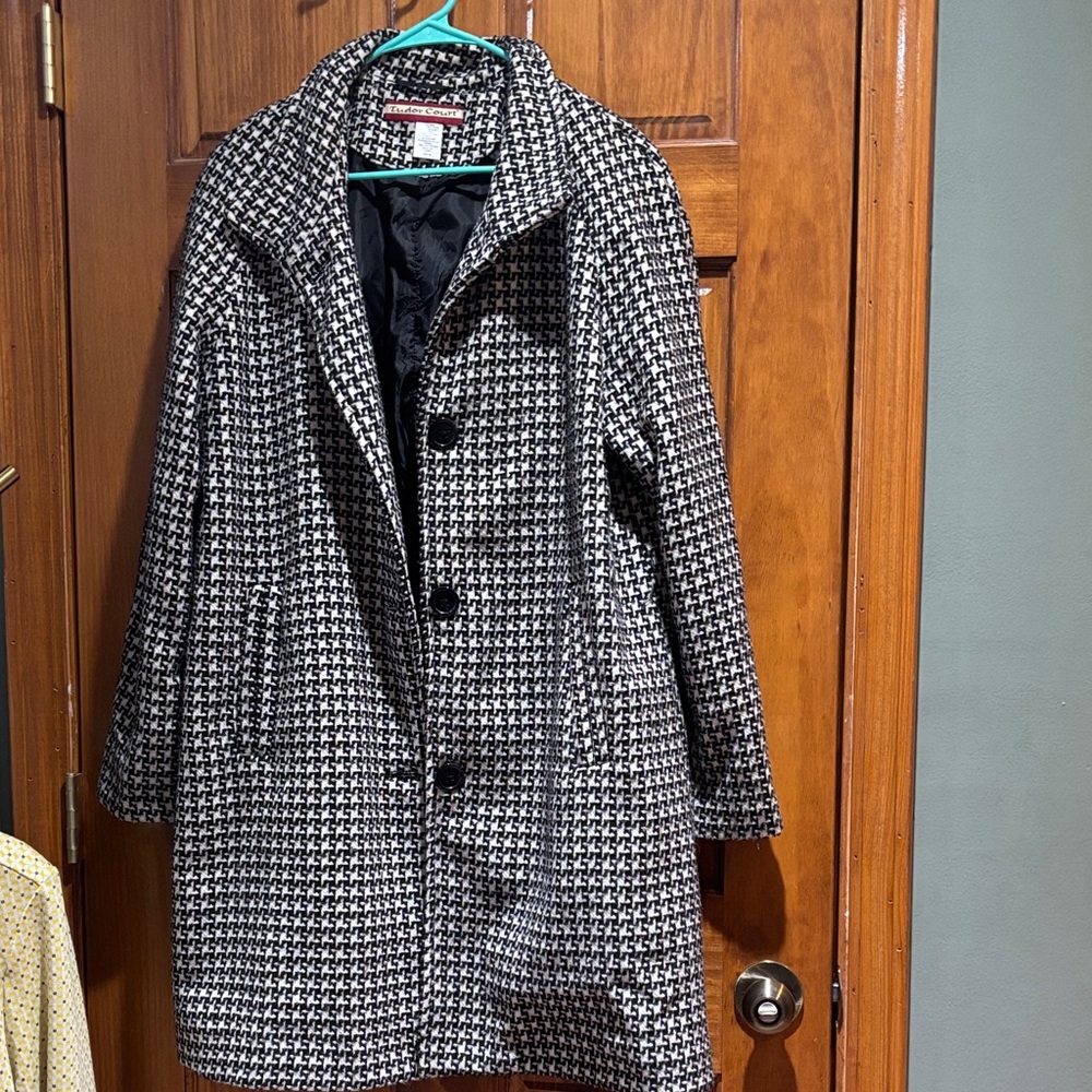Tudor Court Jacket Women's❤️
